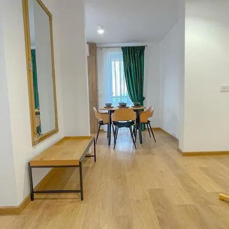 Dreamview With Private Parking Apartment