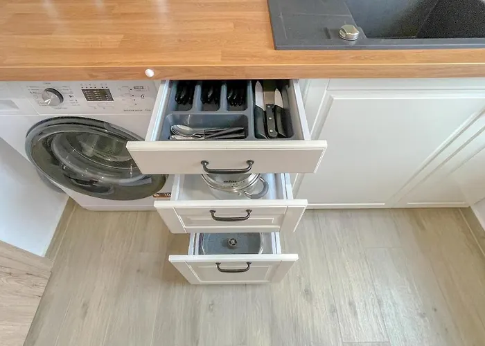 Dreamview With Private Parking *