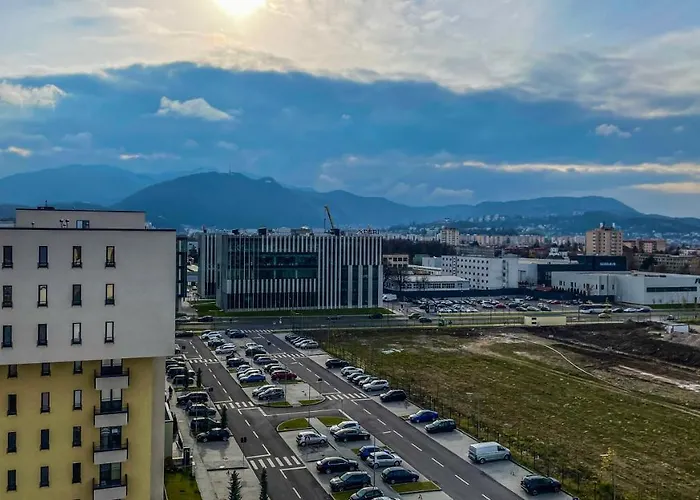 Dreamview With Private Parking Apartment